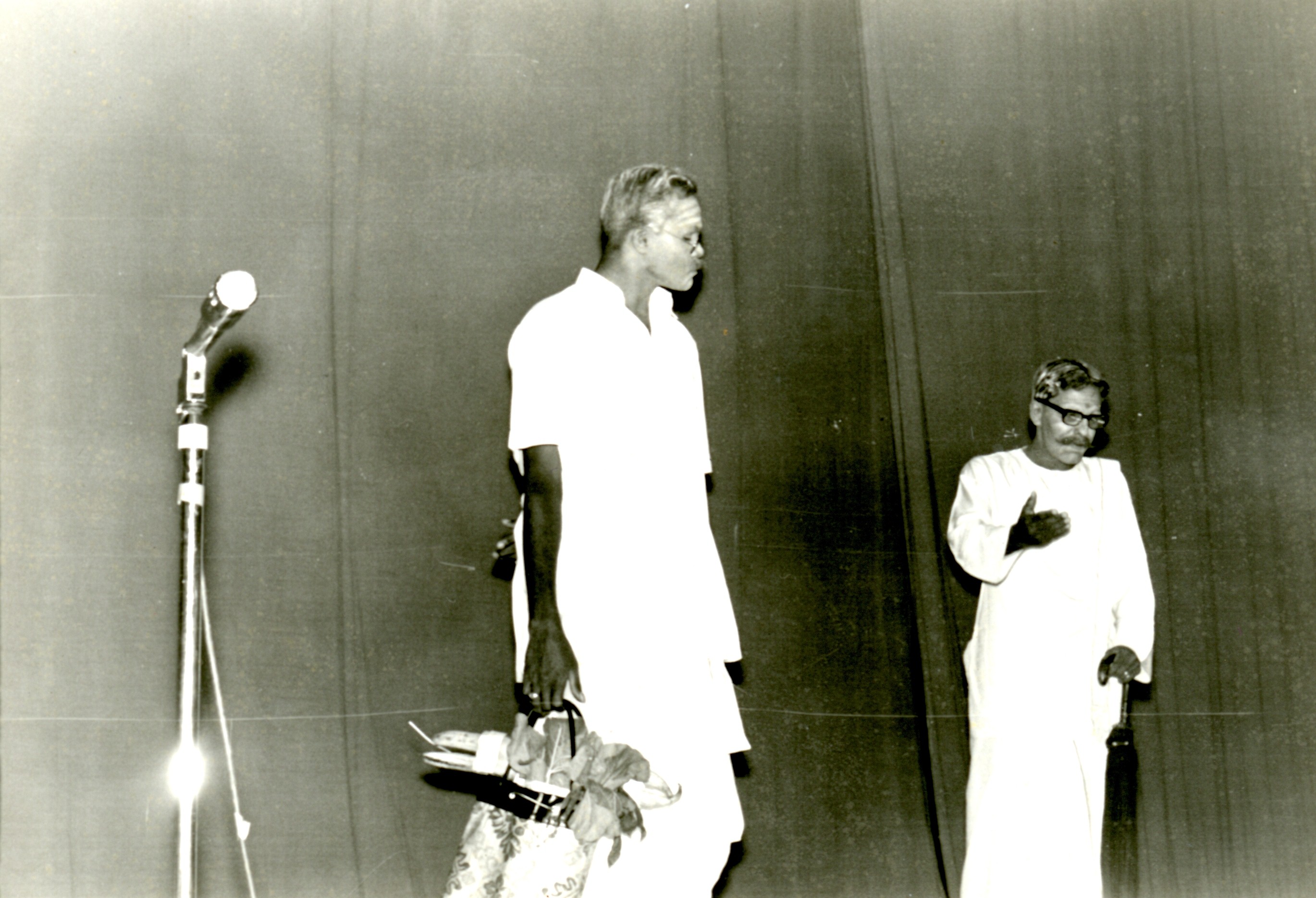 கார்த்00068